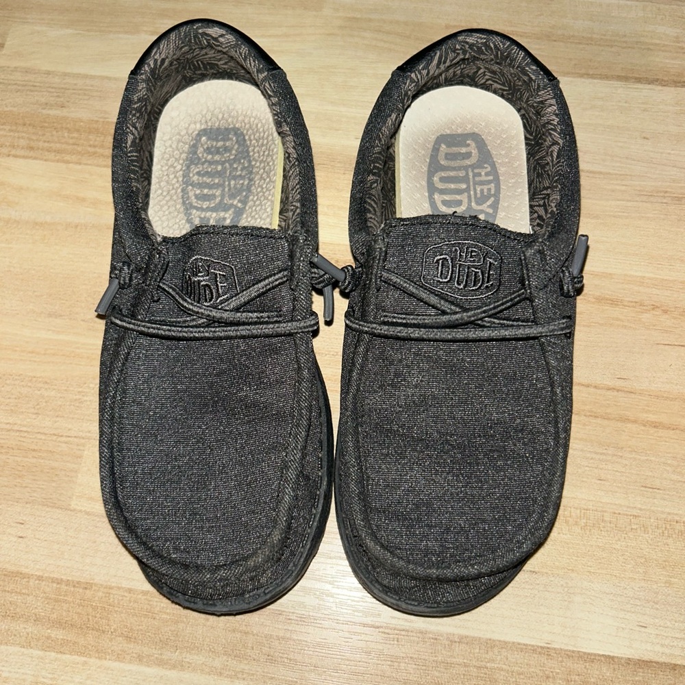 Black Size 13 Kids Hey Dudes